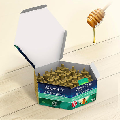 Jalea Real 2000mg Mega Total Inmunidad, con Reishi, Própolis y Equinácea Royal Vit 30 viales